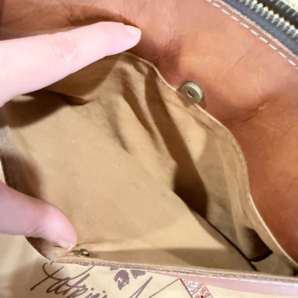 Patricia Nash Tan Leather Envelope Flap Crossbody - Picture 11 of 15